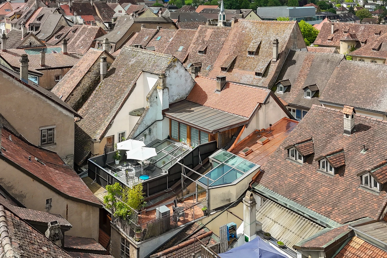 extérieur du bâtiment avec vue résidentielle