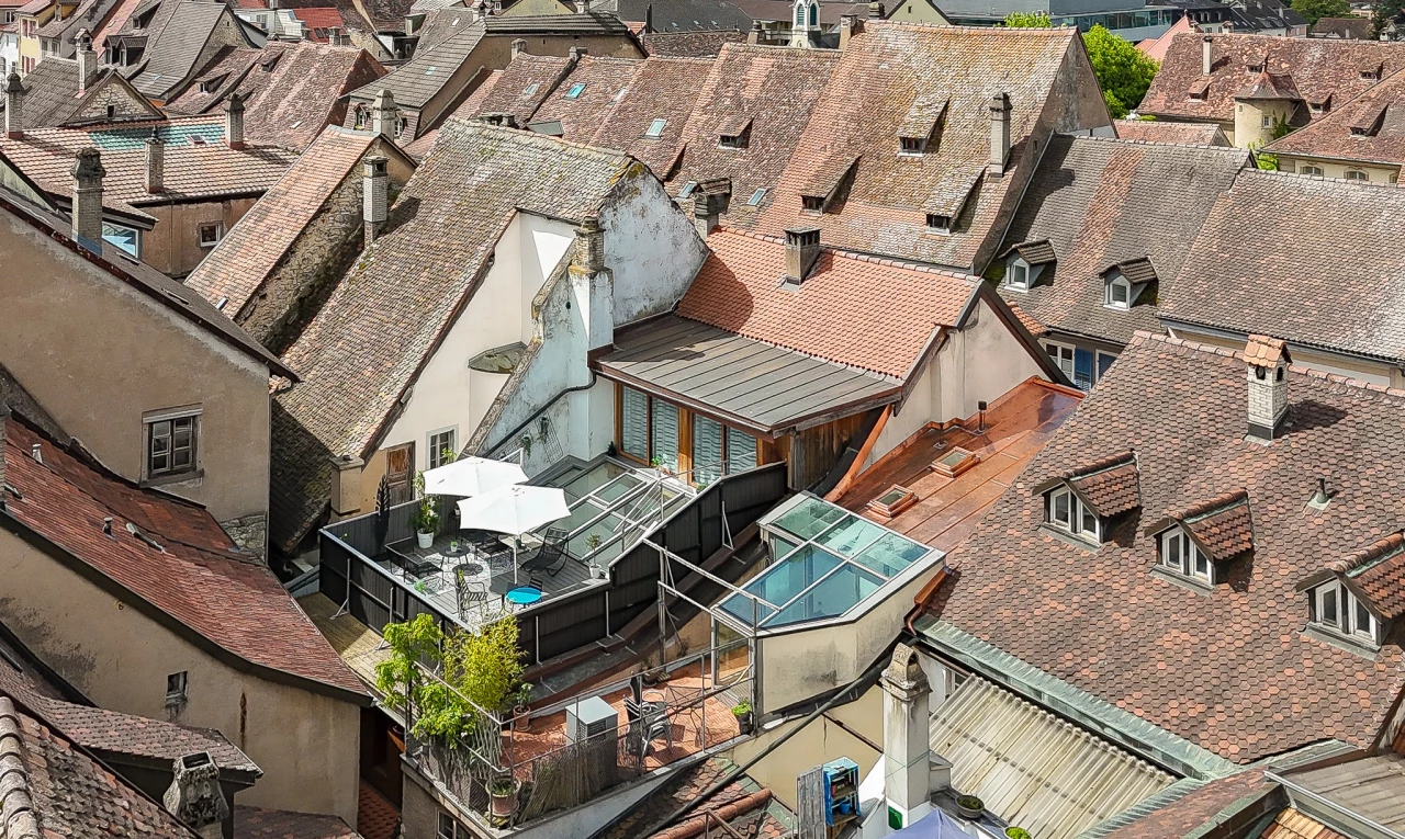 extérieur du bâtiment avec vue résidentielle