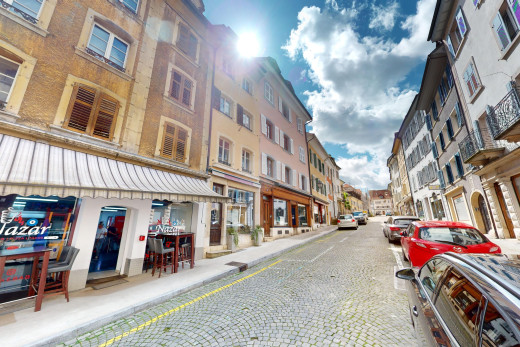 außenansicht mit markise