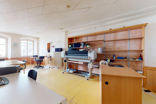 büro mit natürliches licht