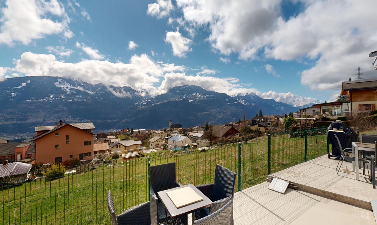 blick auf die berge mit blick auf die berge, mountain view, from property, day time, und wohngebietblick