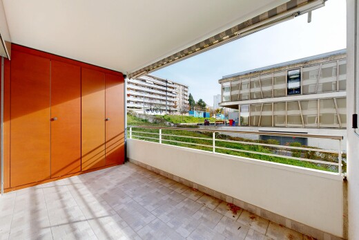 balcon avec from property, apartment complex view, et balcon