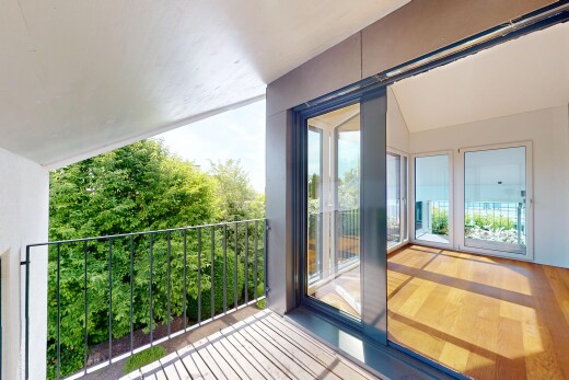 balkon mit balkon, wintergarten, und inside property