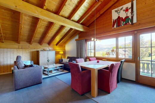 wohn- / esszimmer mit holzwand, wood wall, balkendecke, beamed ceiling, und inside community