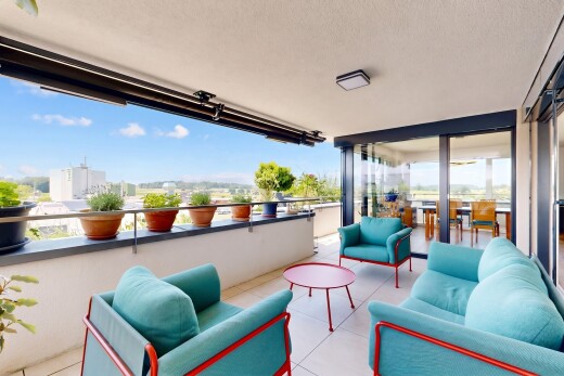 terrasse avec espace de vie extérieur, from property, day time, et terrasse