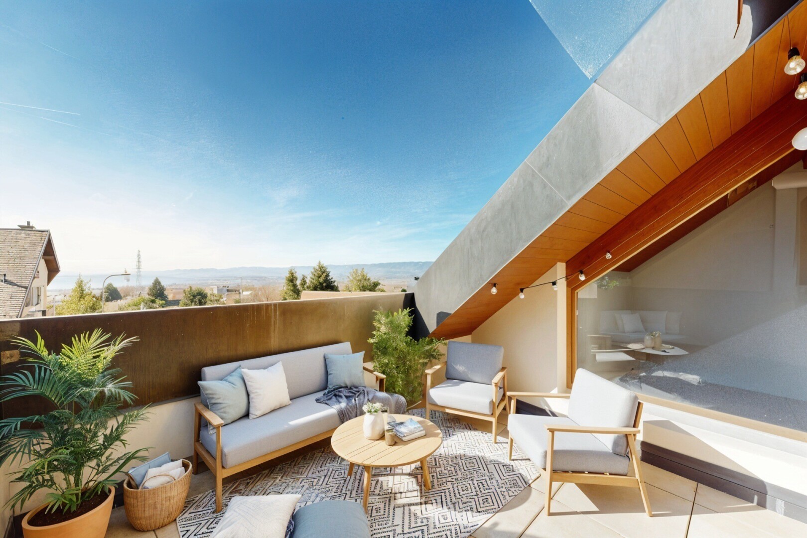 terrasse avec terrasse, from property, espace de vie extérieur, et day time