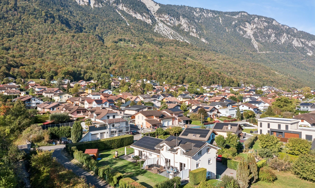 blick auf die berge mit wohngebietblick, residential view, neighborhood view, blick auf die berge, und mountain view