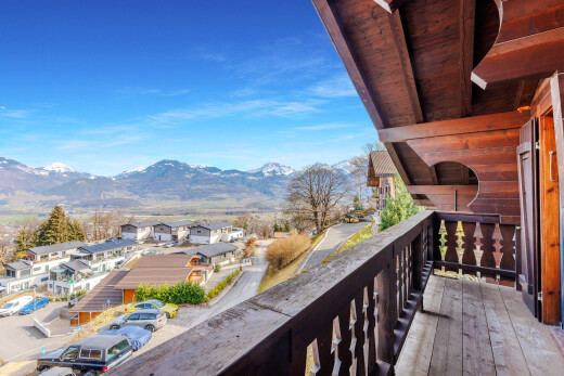 balkon mit blick auf die berge, mountain view, balkon, day time, und wohngebietblick