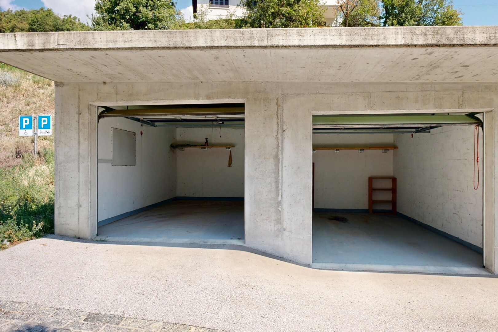 parking avec day time