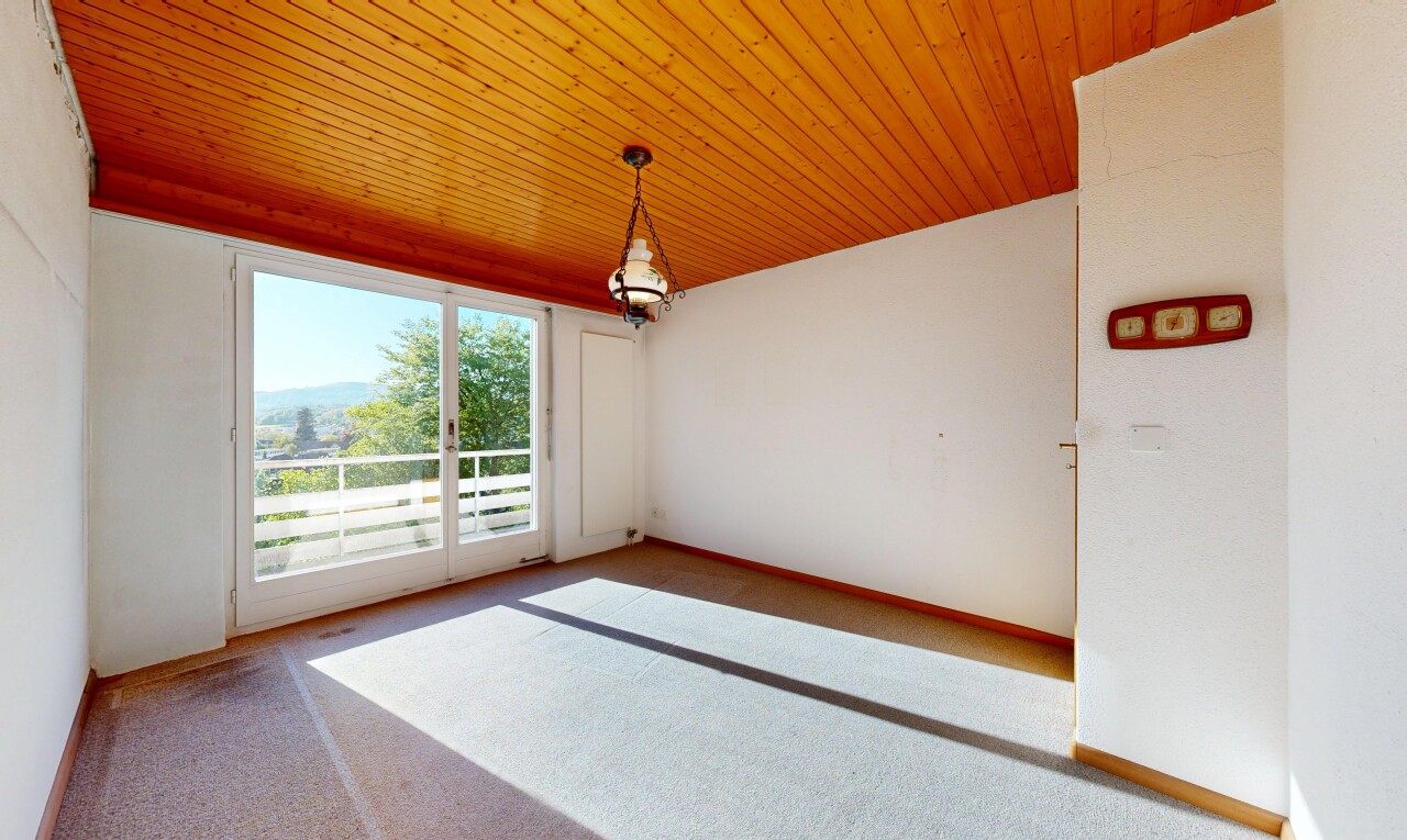 pièce vide avec day time, carpet, moquette, drywall, et cloison sèche