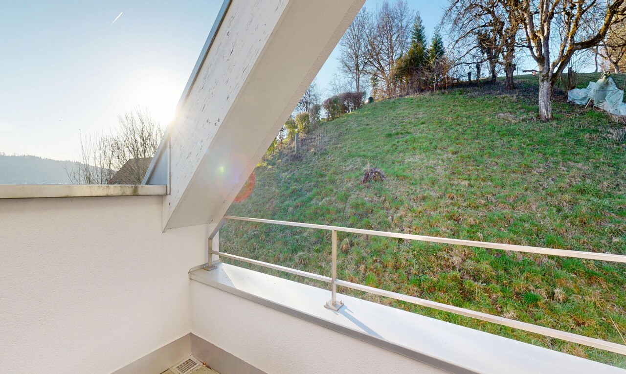 balkon mit balkon und from property