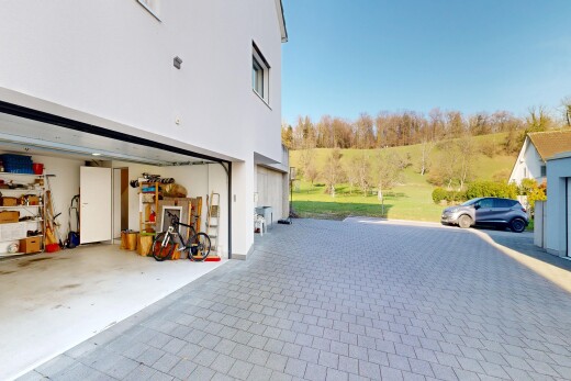 patio / terrace with decorative driveway and a patio