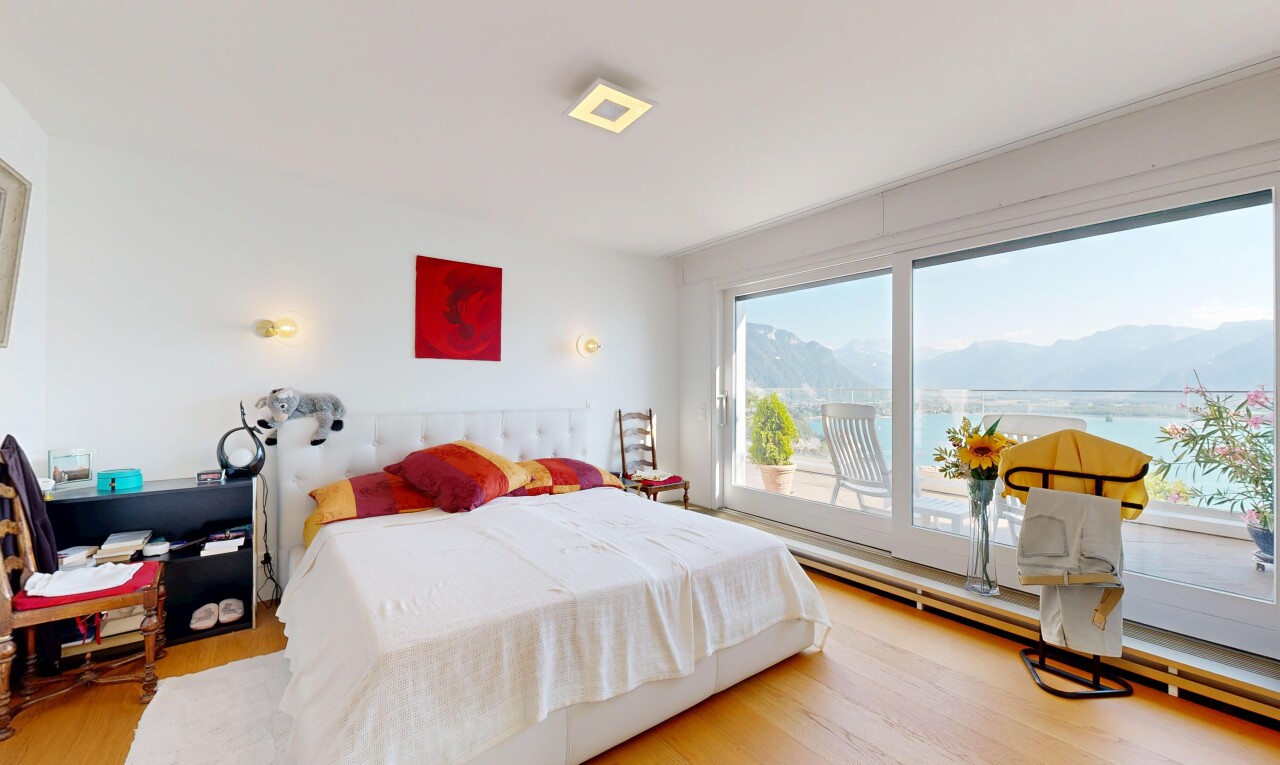 chambre avec vue sur la montagne, mountain view, drywall, cloison sèche, et view focus