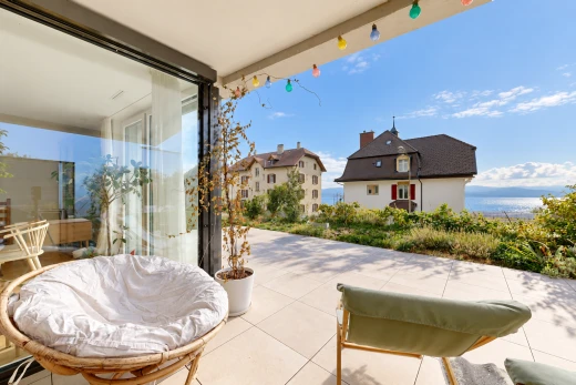 terrasse avec view focus, day time, et from property