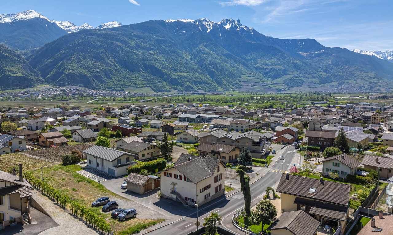 blick auf die berge mit day time, mountain view, blick auf die berge, residential view, und wohngebietblick