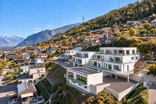 vue sur la montagne avec vue sur la montagne, mountain view, day time, vue résidentielle, et residential view