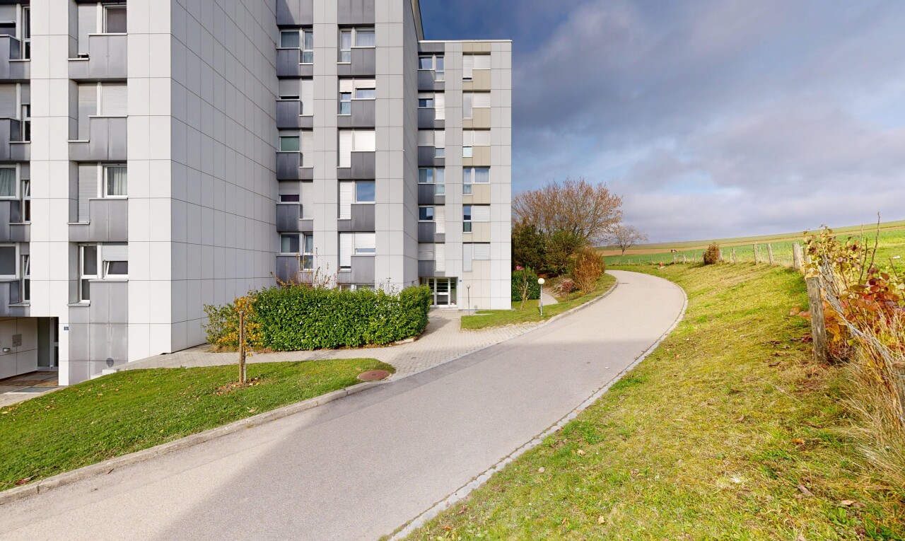 extérieur du bâtiment avec property visible