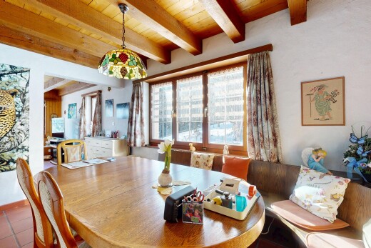 esszimmer mit inside property, natürliches licht, natural light, balkendecke, und beamed ceiling