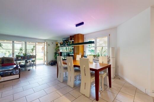 wohn- / esszimmer mit natürliches licht, natural light, inside property, gipskartonwand, und drywall