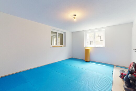 leerer raum mit gipskartonwand, drywall, natürliches licht, natural light, und inside property