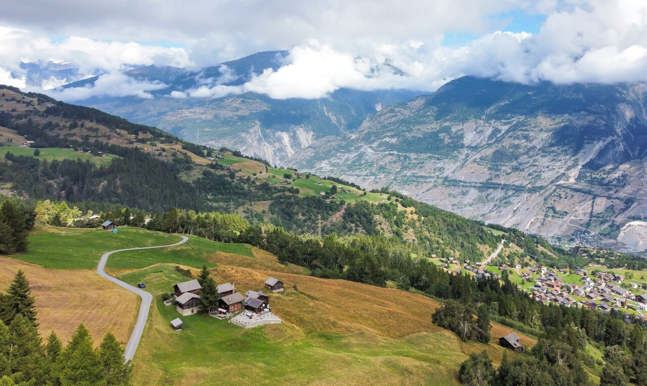 vue sur la montagne avec aerial view, vue sur la montagne, et mountain view