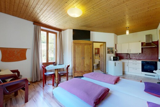 chambre avec lumière naturelle, natural light, cloison sèche, drywall, et inside property
