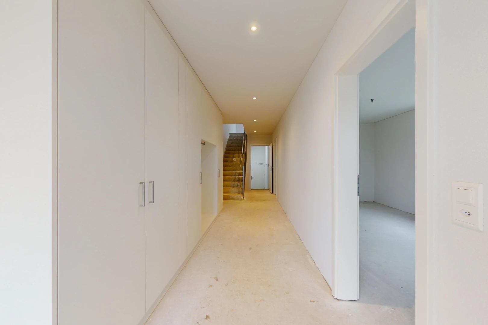 view of hall / corridor