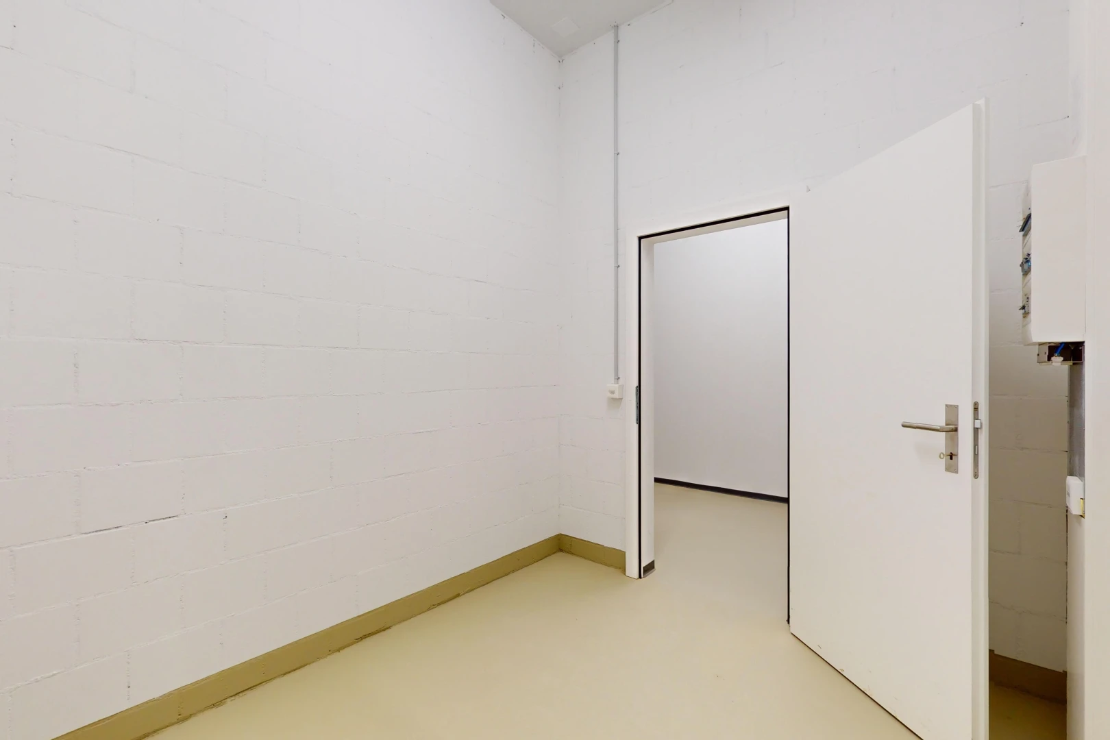 view of unfurnished room