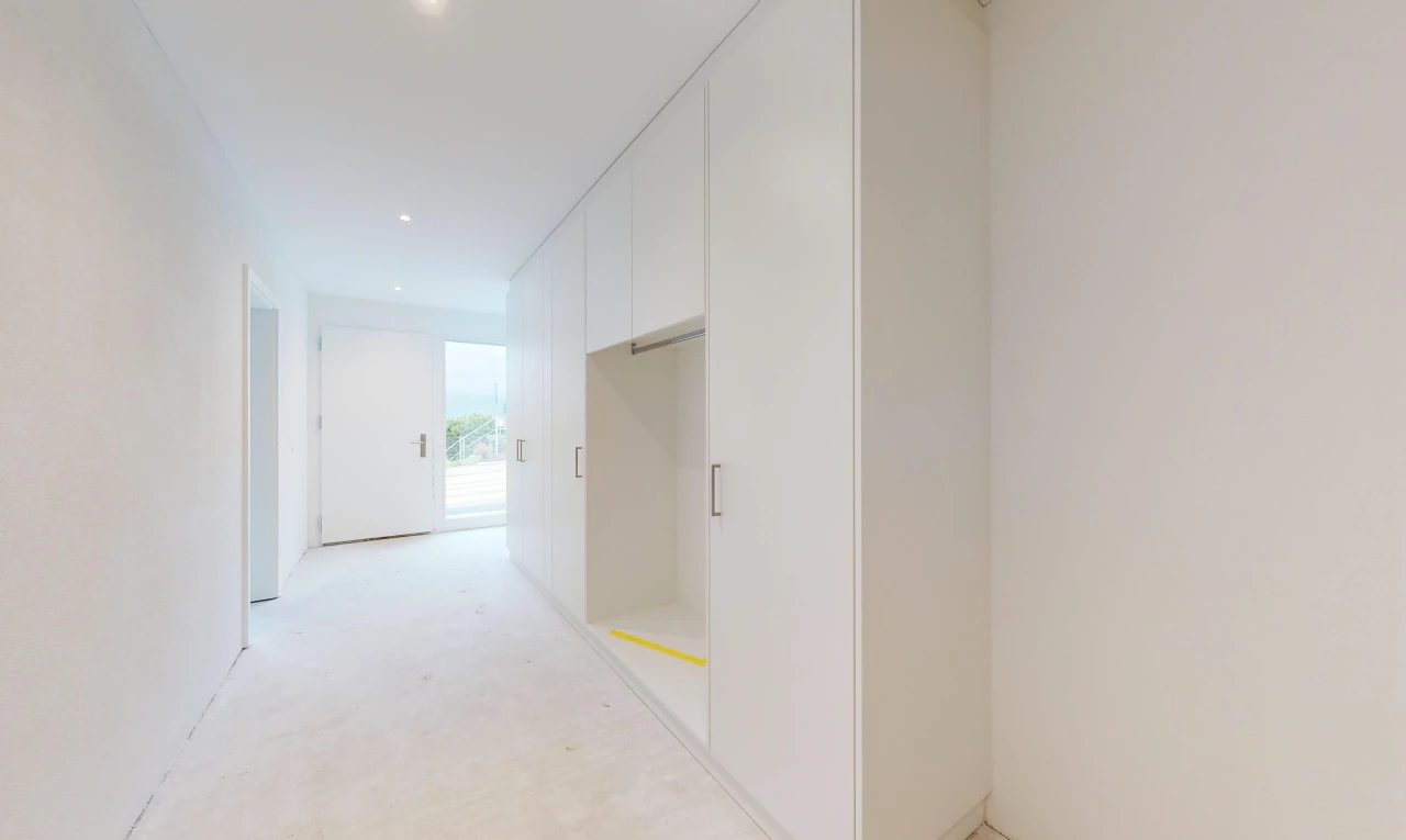 view of hall / corridor