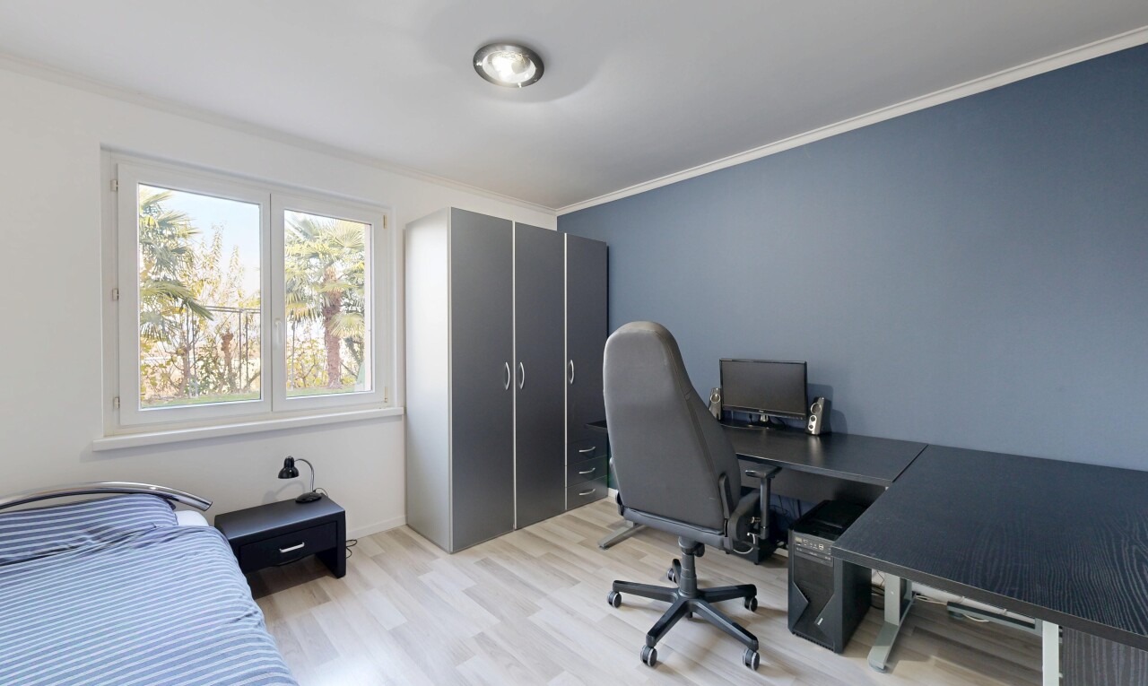 bureau avec lumière naturelle, natural light, cloison sèche, drywall, et espace bureau