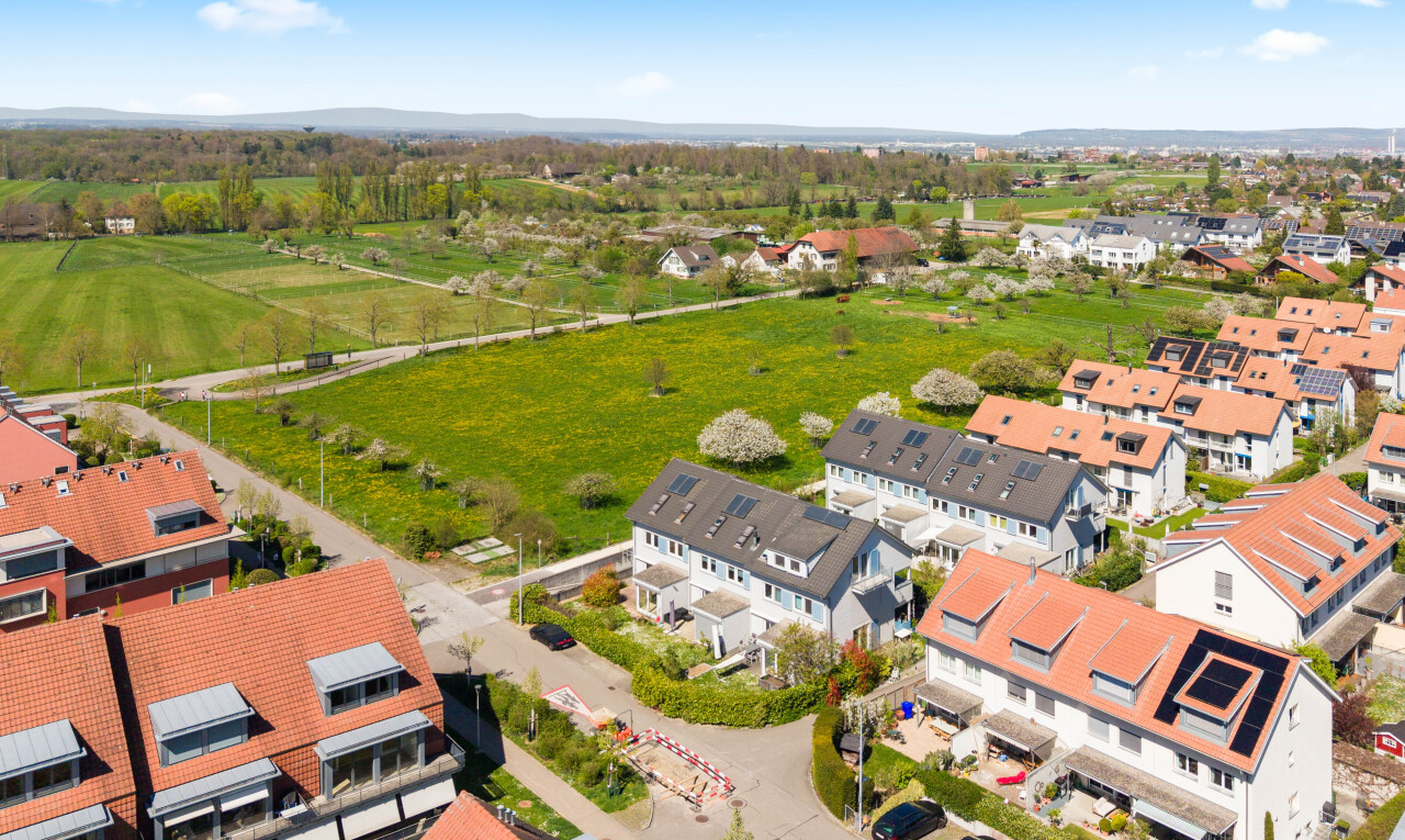 façade avec day time et aerial view