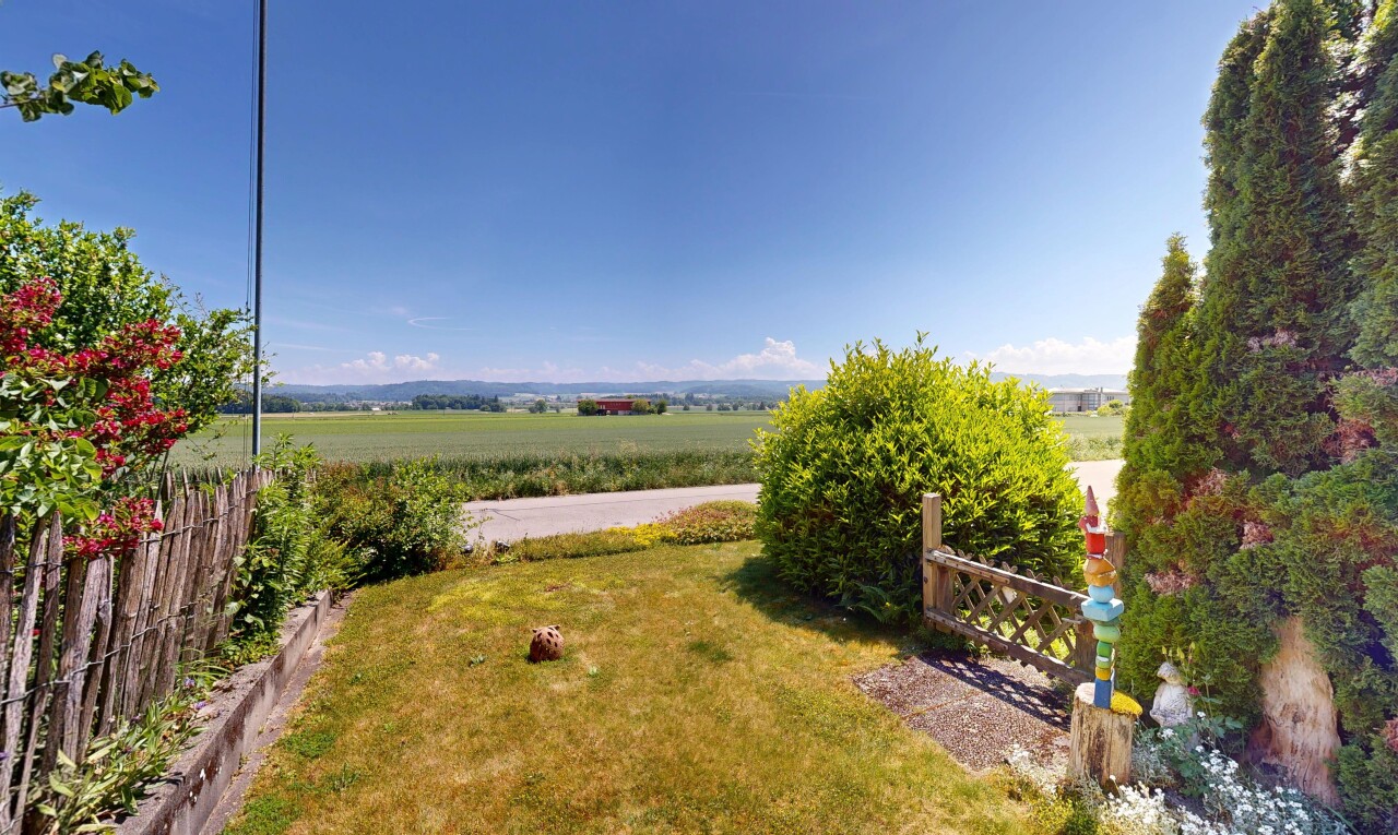 garten mit rasen, rural view, ländliche aussicht, orchard / agricultural view, und blick auf obstgarten/agrarland