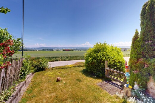 garten mit rasen, rural view, ländliche aussicht, orchard / agricultural view, und blick auf obstgarten/agrarland