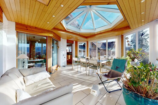 wohn- / esszimmer mit dachfenster, wood ceiling, holzdecke, day time, und wintergarten