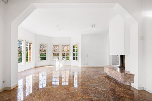 leerer raum mit marble tile, drywall, gipskartonwand, marble finish floor, und marmorboden
