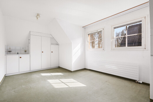 leerer raum mit natürliches licht, natural light, teppich, carpet, und gipskartonwand