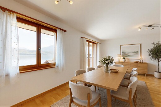 esszimmer mit holzfußboden, wood finish floor, gipskartonwand, drywall, und inside property