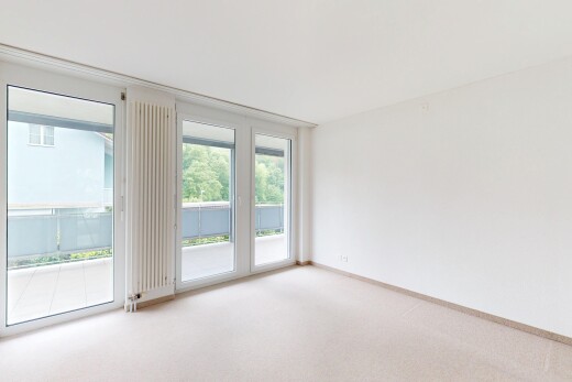 pièce vide avec inside property, lumière naturelle, natural light, cloison sèche, et drywall