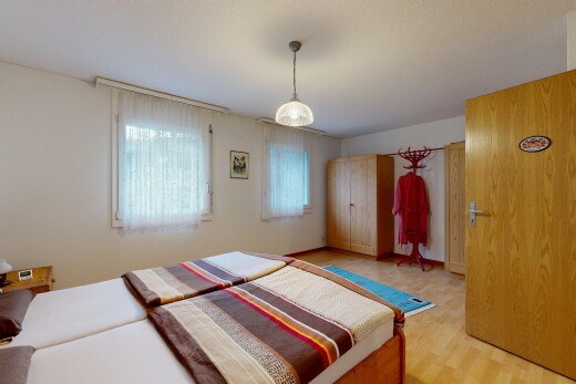 chambre avec cloison sèche, drywall, inside property, lumière naturelle, et natural light