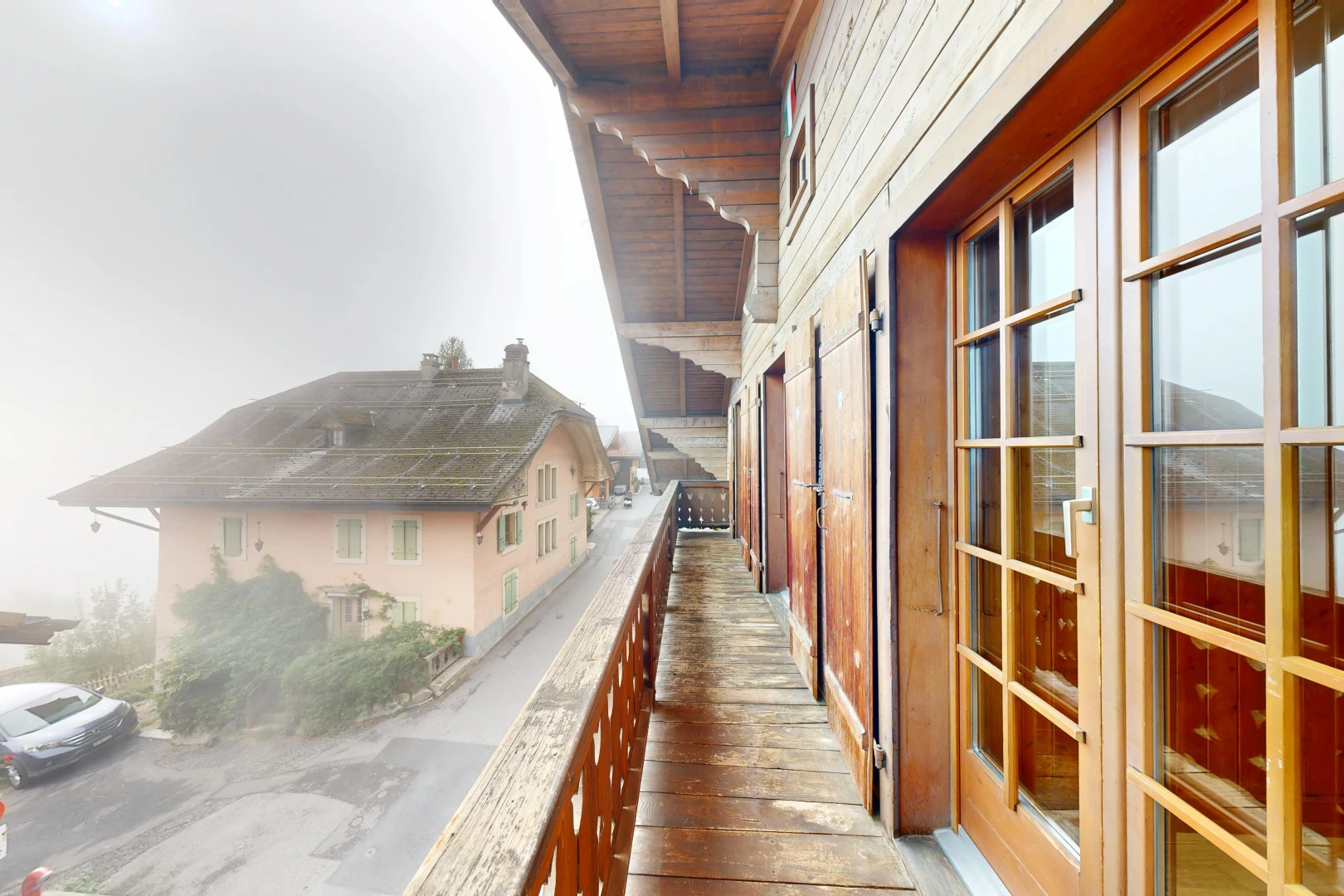 balcon avec balcon, overcast, et from property