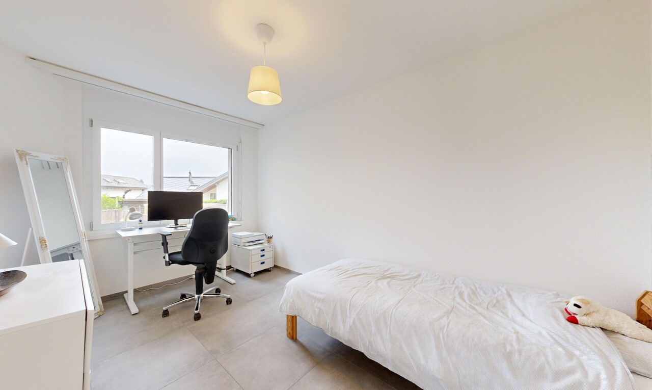zimmer / schlafzimmer mit bürobereich, natural light, natürliches licht, drywall, und gipskartonwand