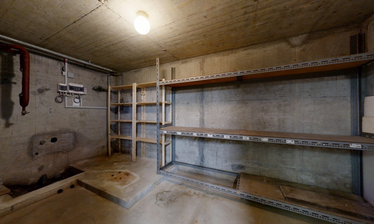 vorratskammer mit keller
