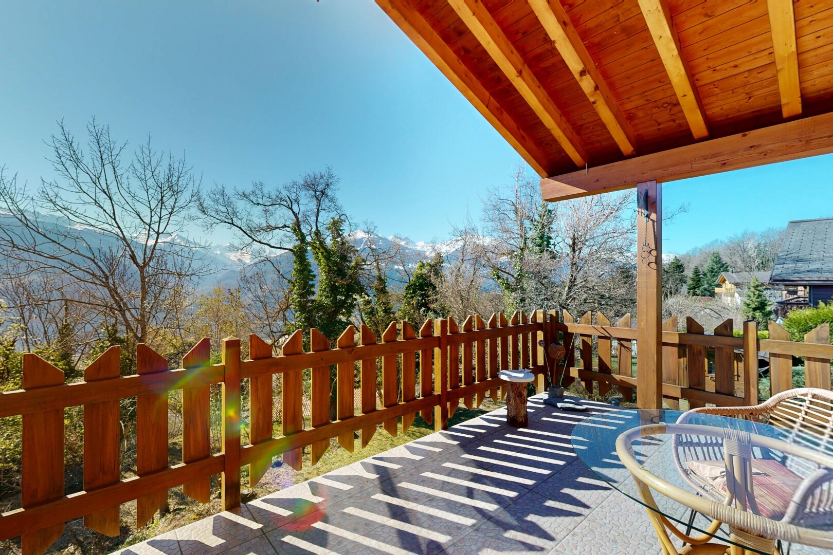 balcon avec day time et from property