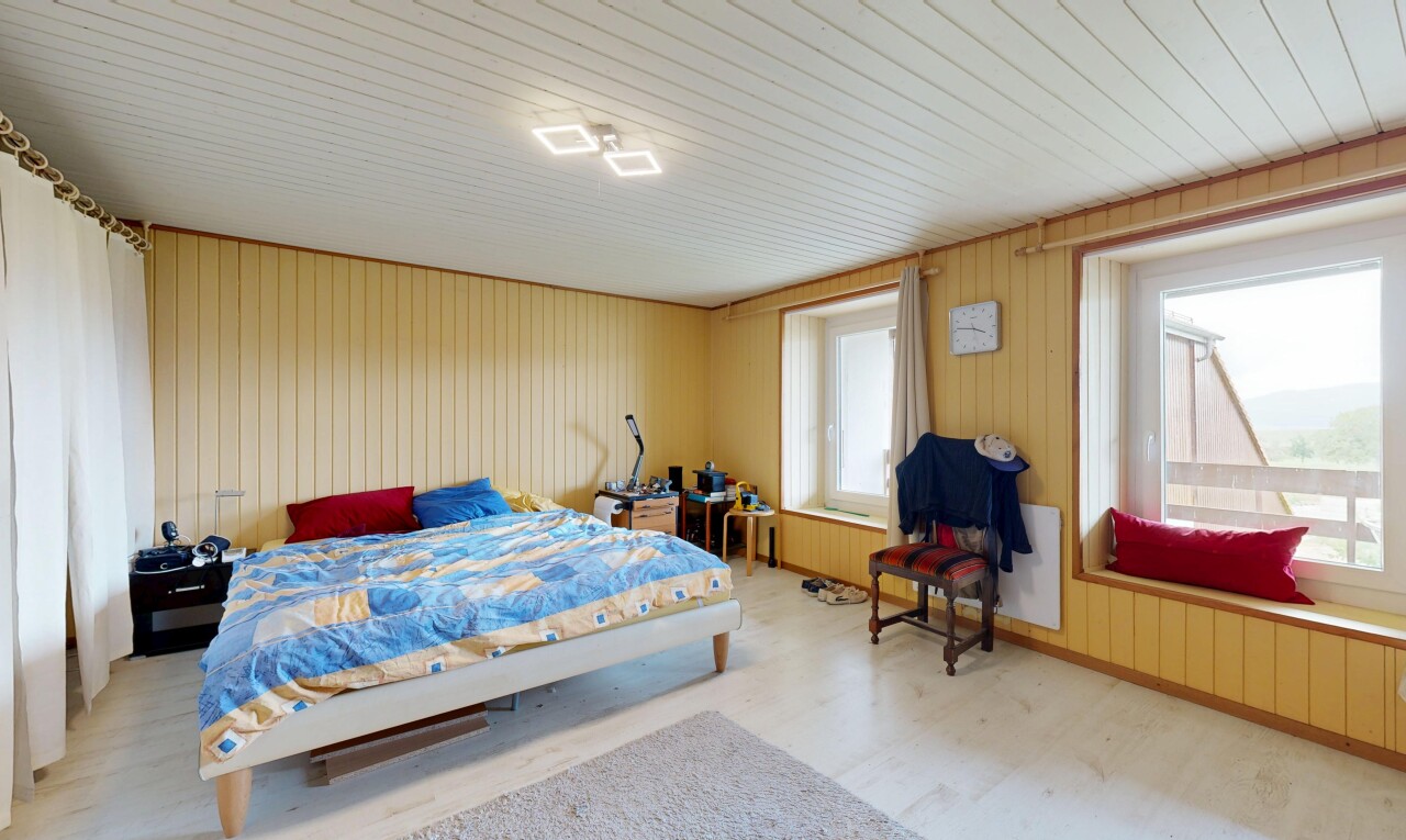 chambre avec lumière naturelle, natural light, et inside property