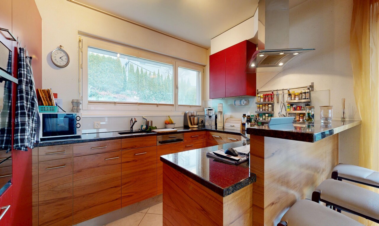 küche mit küchenbar, kitchen bar, dunstabzugshaube, küchentheke, und kitchen peninsula