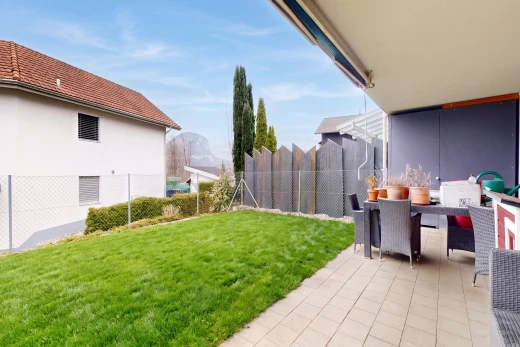 terrasse mit terrasse, from property, rasen, essbereich im freien, und zaun