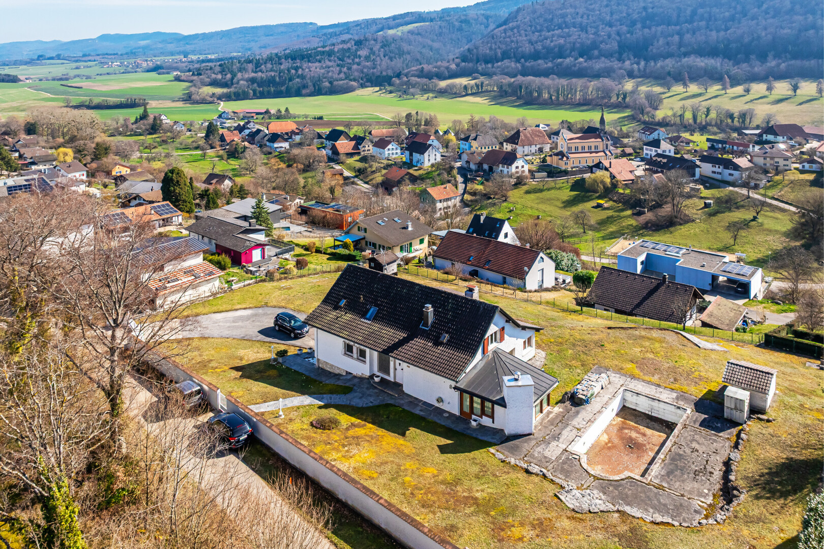 blick auf die berge mit wohngebietblick, residential view, day time, blick auf die berge, und mountain view