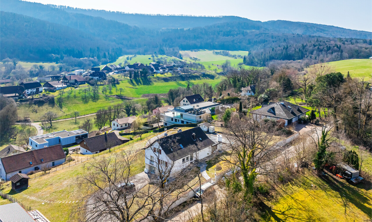 vue sur la montagne avec residential view et vue résidentielle