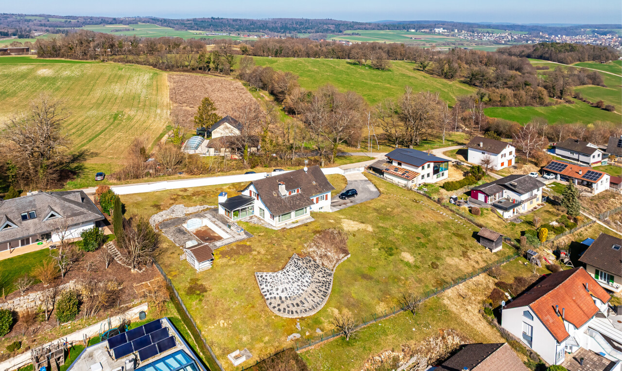 außenansicht mit aerial view, day time, wohngebietblick, und residential view