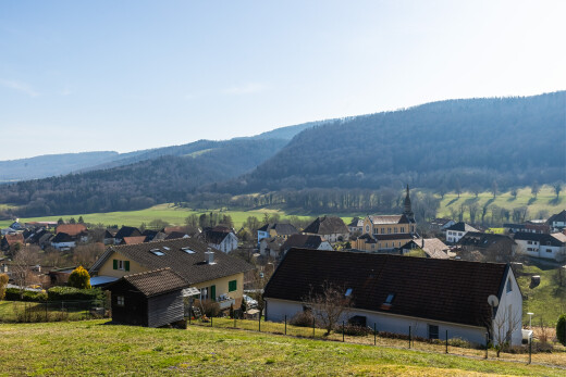 blick auf die berge mit wohngebietblick, residential view, day time, blick auf die berge, und mountain view